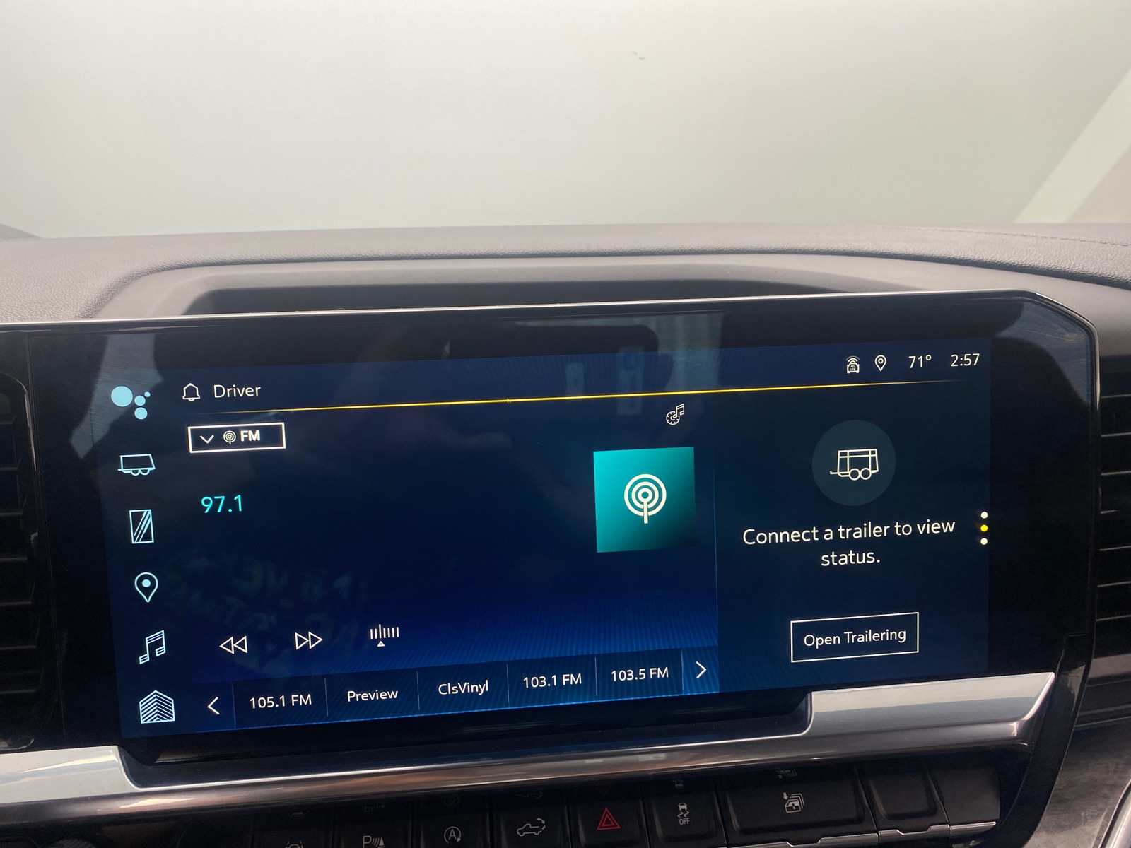 Thumbnail: 2023 Chevrolet Silverado 1500 - 3