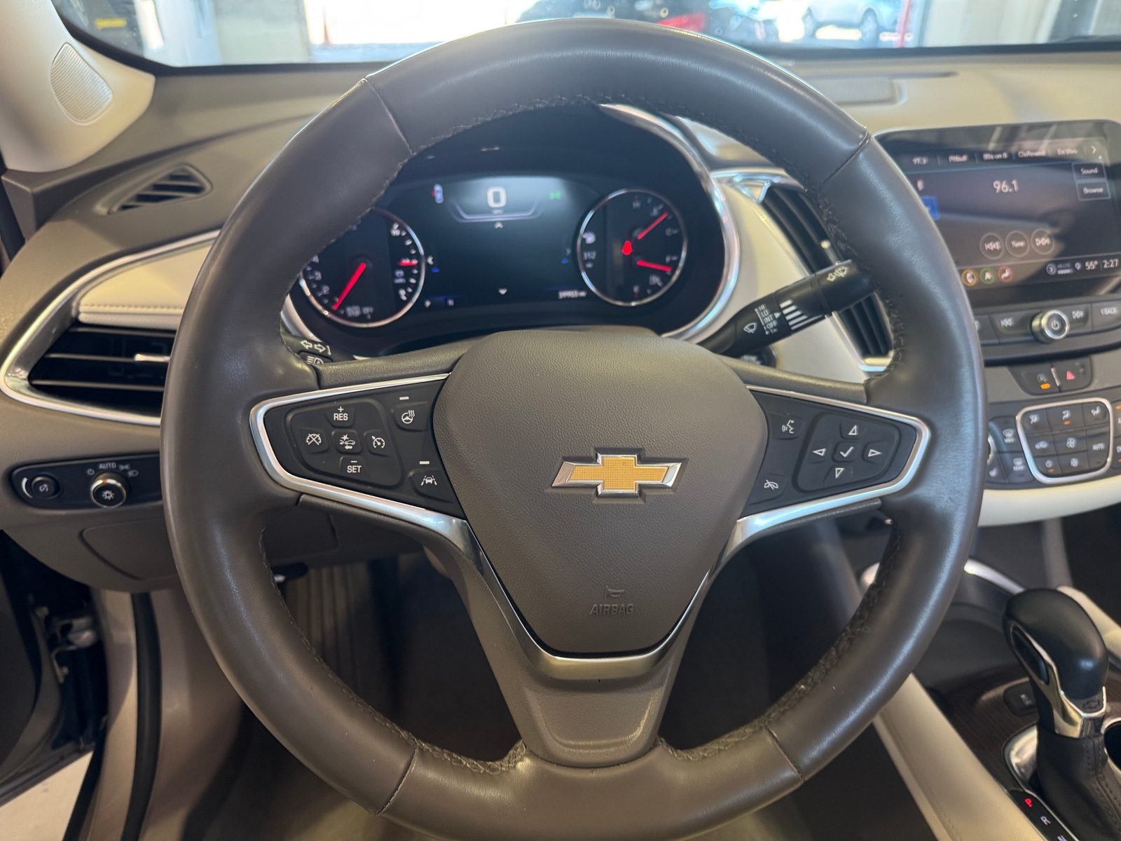 Thumbnail: 2024 Chevrolet Malibu - 4