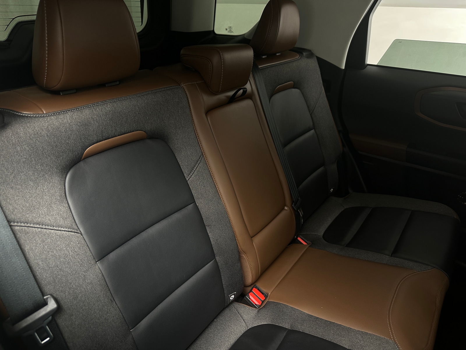 Thumbnail: 2022 Ford Bronco Sport - 6