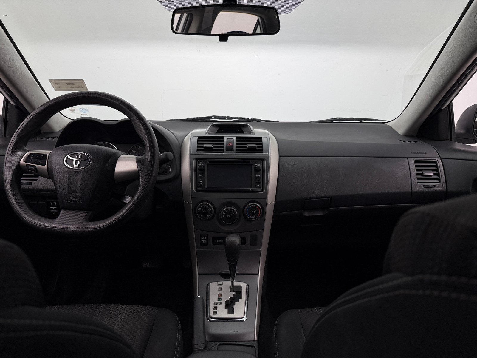 Thumbnail: 2013 Toyota Corolla - 3