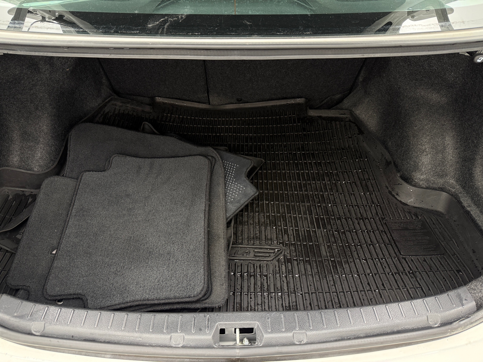 Thumbnail: 2013 Toyota Corolla - 7