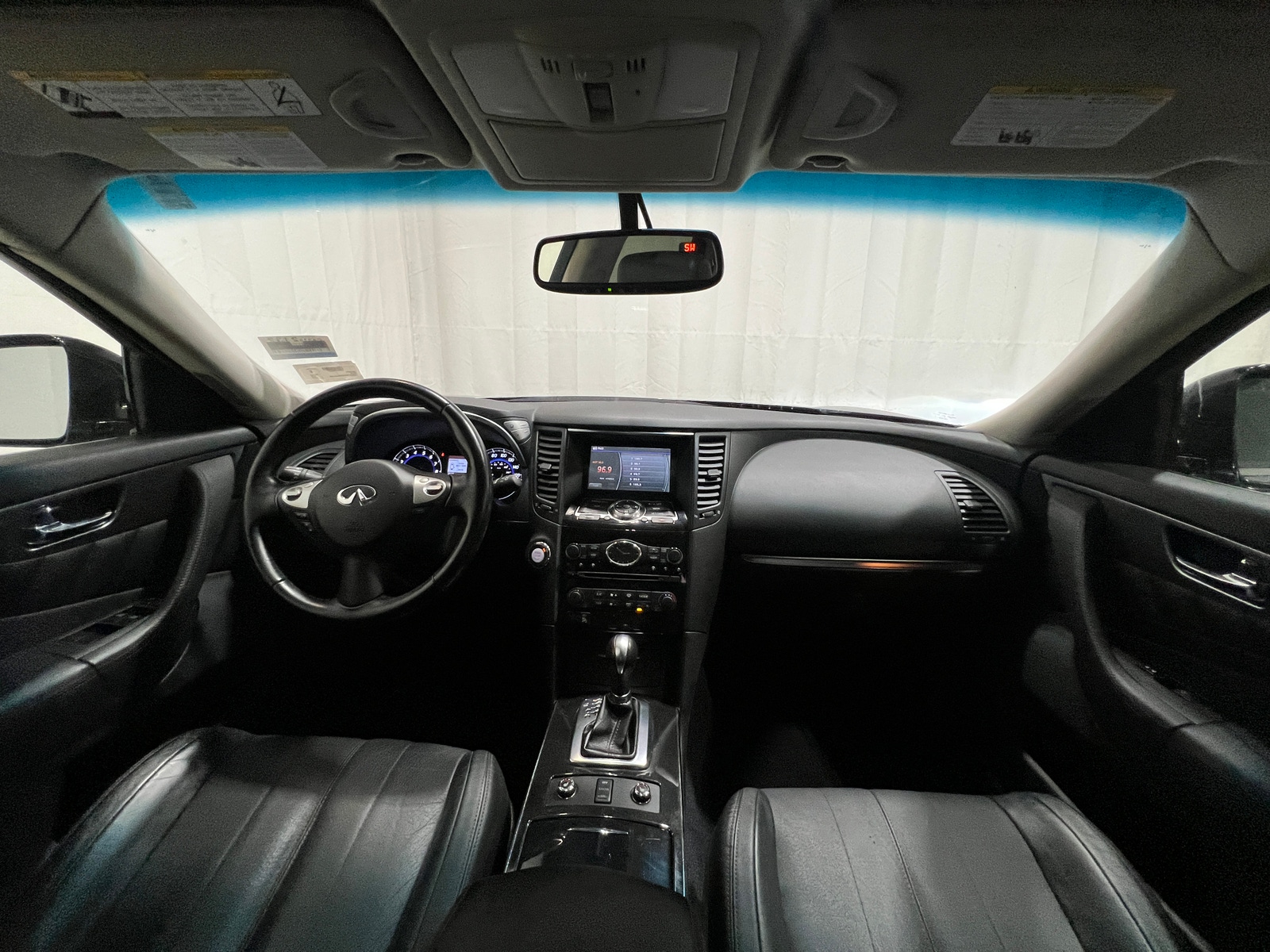 Thumbnail: 2017 INFINITI QX70 - 2