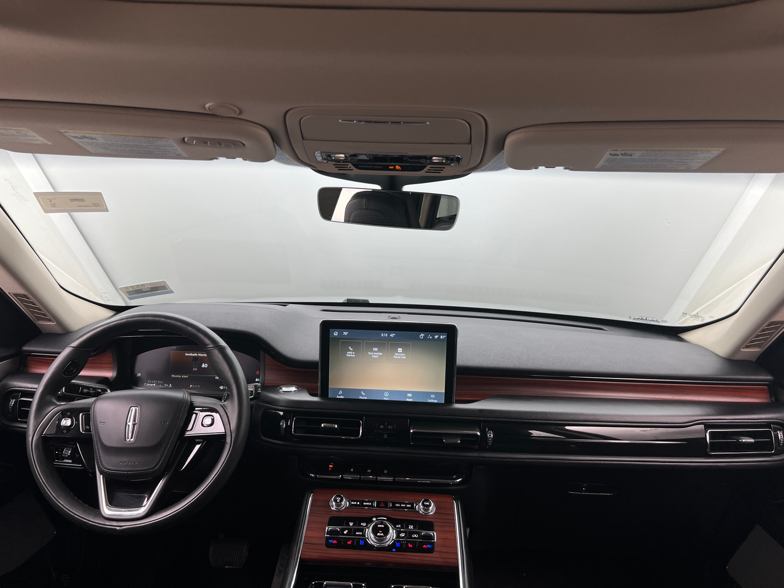 Thumbnail: 2022 Lincoln Aviator - 2