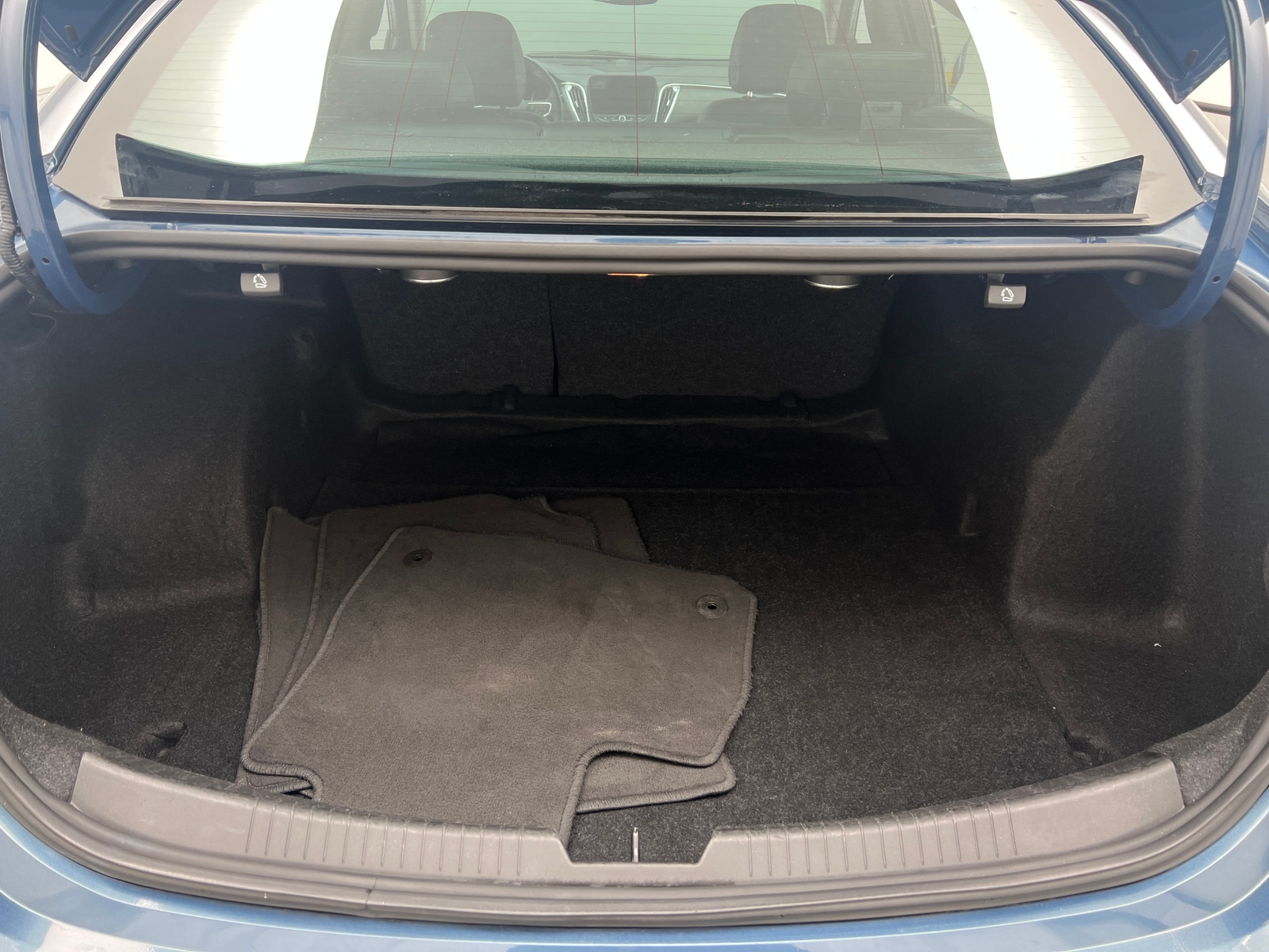 Thumbnail: 2024 Chevrolet Malibu - 6