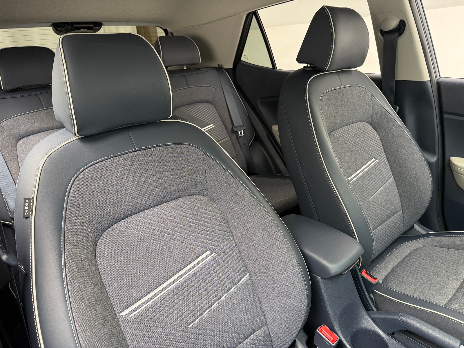 Thumbnail: 2024 Hyundai Venue - 2