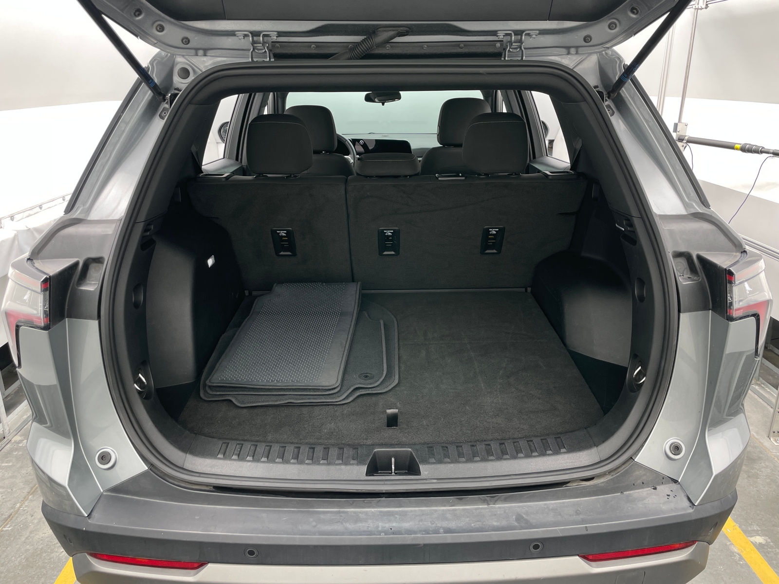 Thumbnail: 2025 Chevrolet Equinox - 7