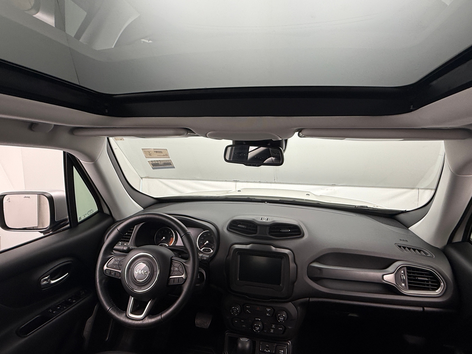 Thumbnail: 2018 Jeep Renegade - 2