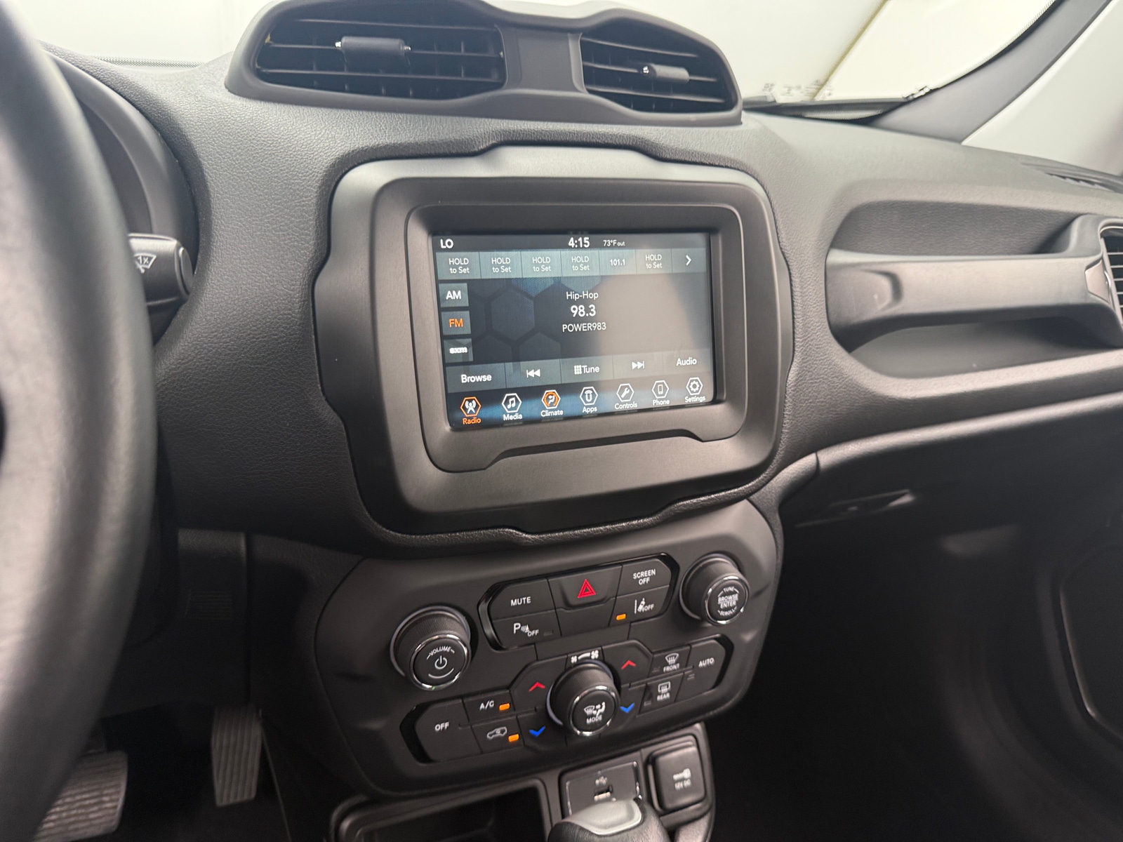 Thumbnail: 2018 Jeep Renegade - 3