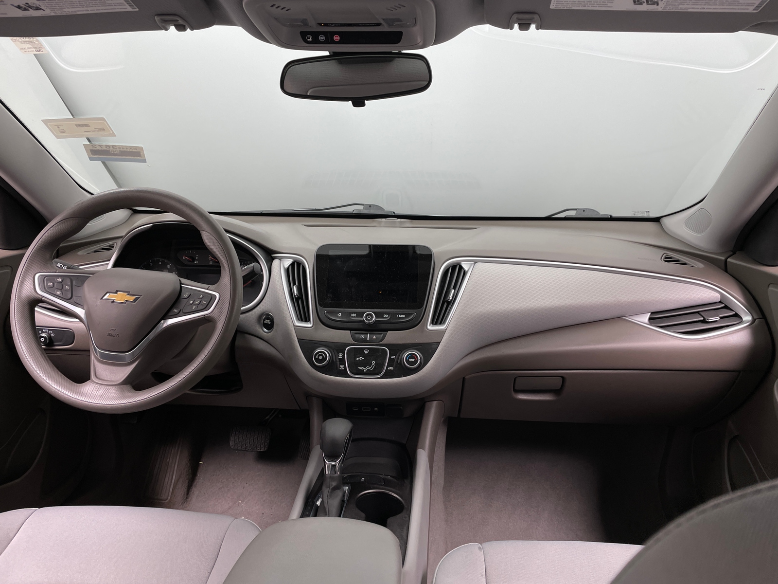 Thumbnail: 2022 Chevrolet Malibu - 3