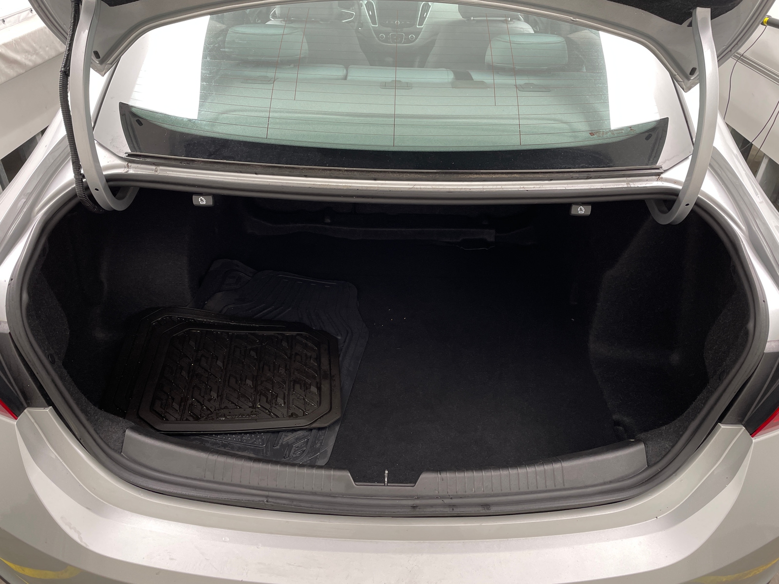 Thumbnail: 2022 Chevrolet Malibu - 7