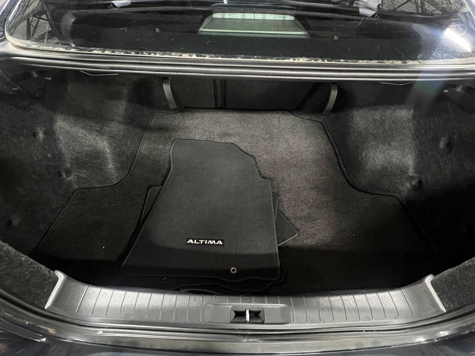 Thumbnail: 2018 Nissan Altima - 7