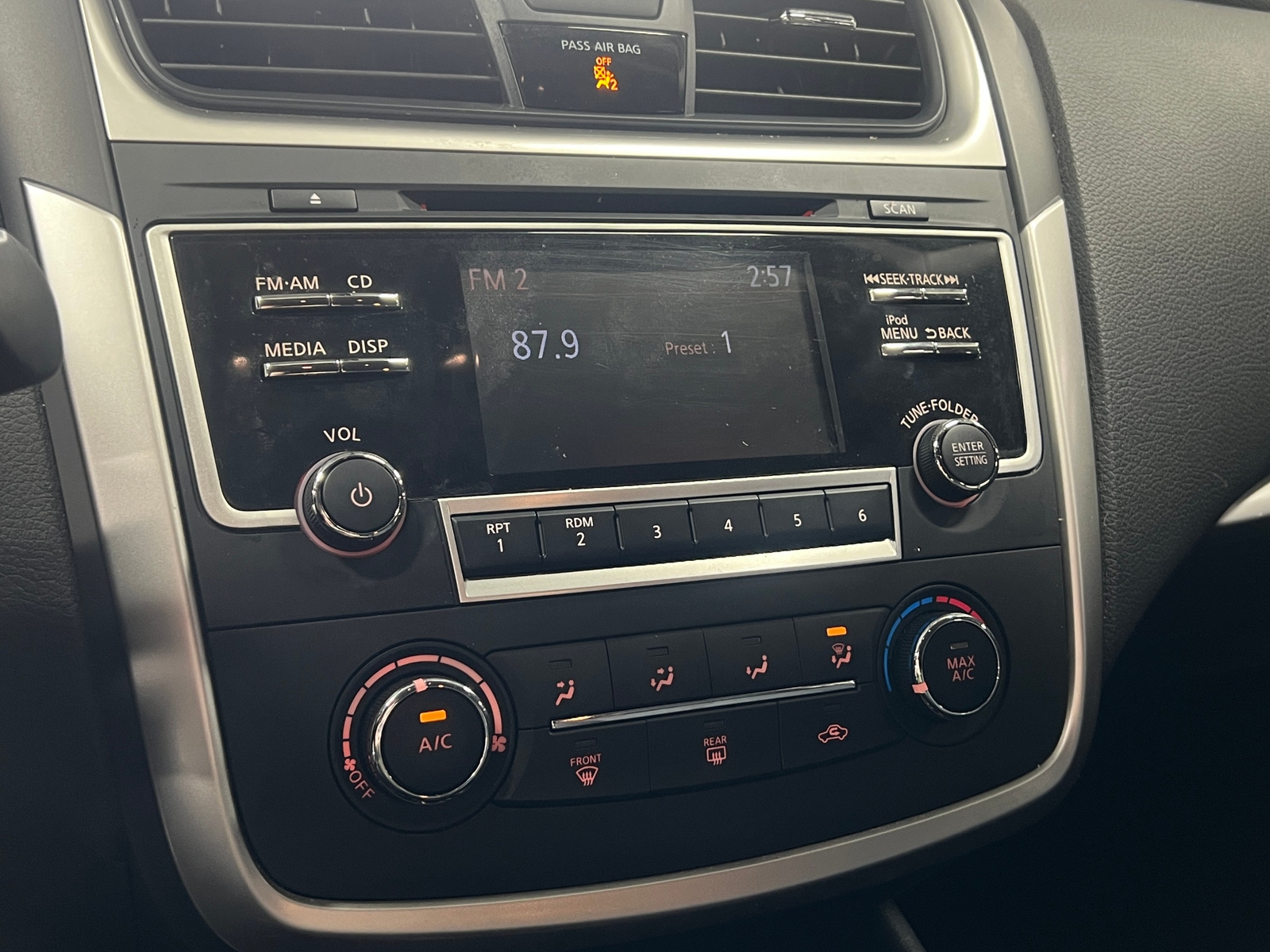 Thumbnail: 2018 Nissan Altima - 4