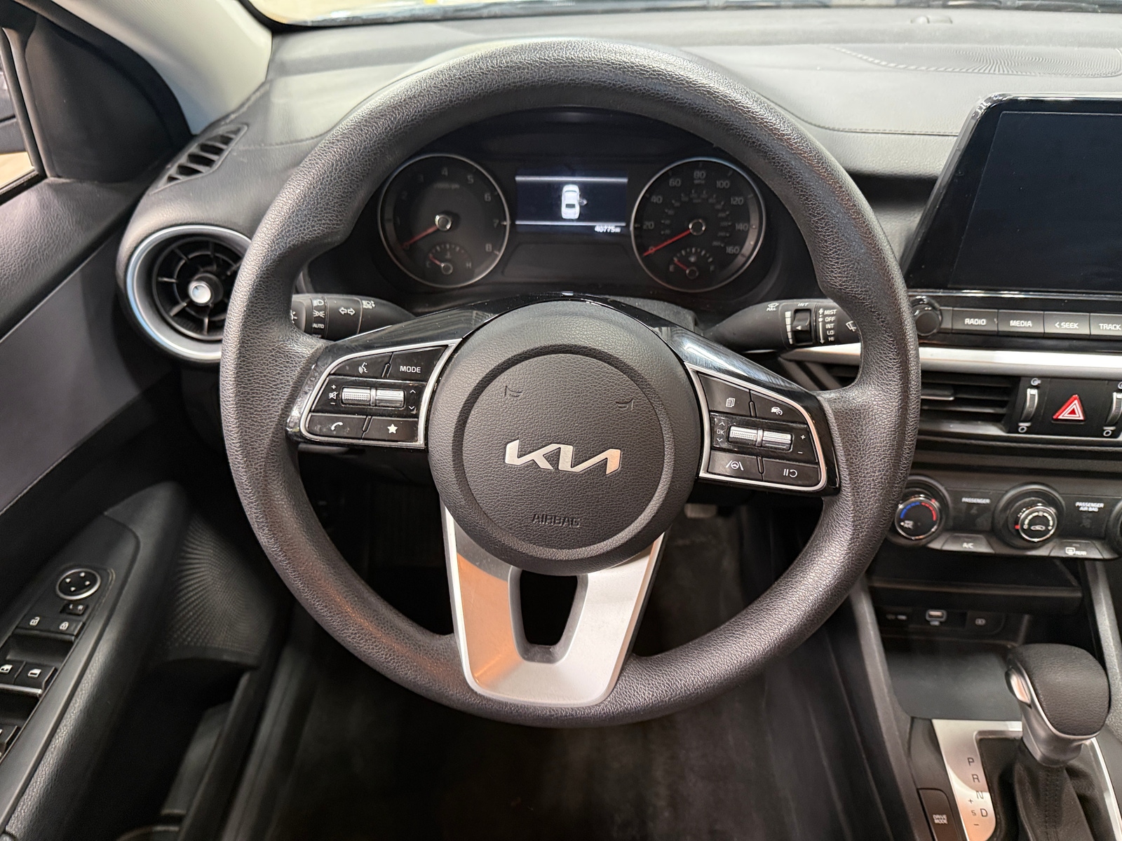 Thumbnail: 2024 Kia Forte - 5