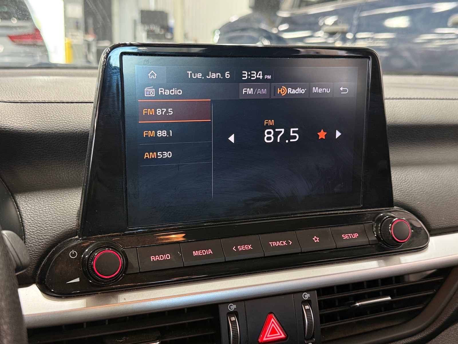 Thumbnail: 2024 Kia Forte - 4