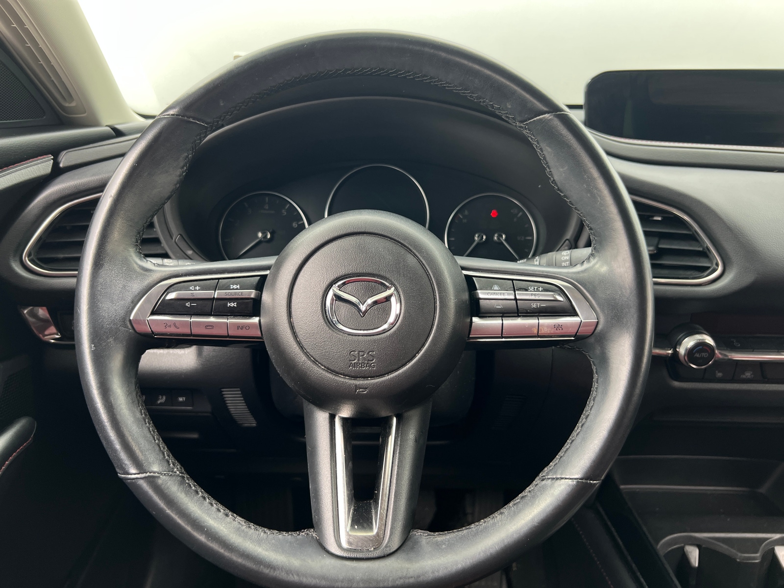 Thumbnail: 2023 Mazda CX-30 - 4