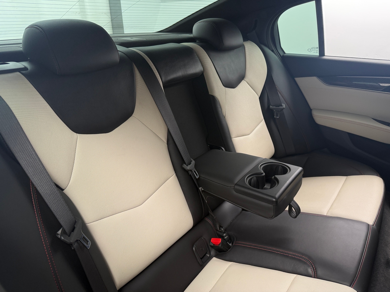 Thumbnail: 2020 Cadillac CT5 - 5