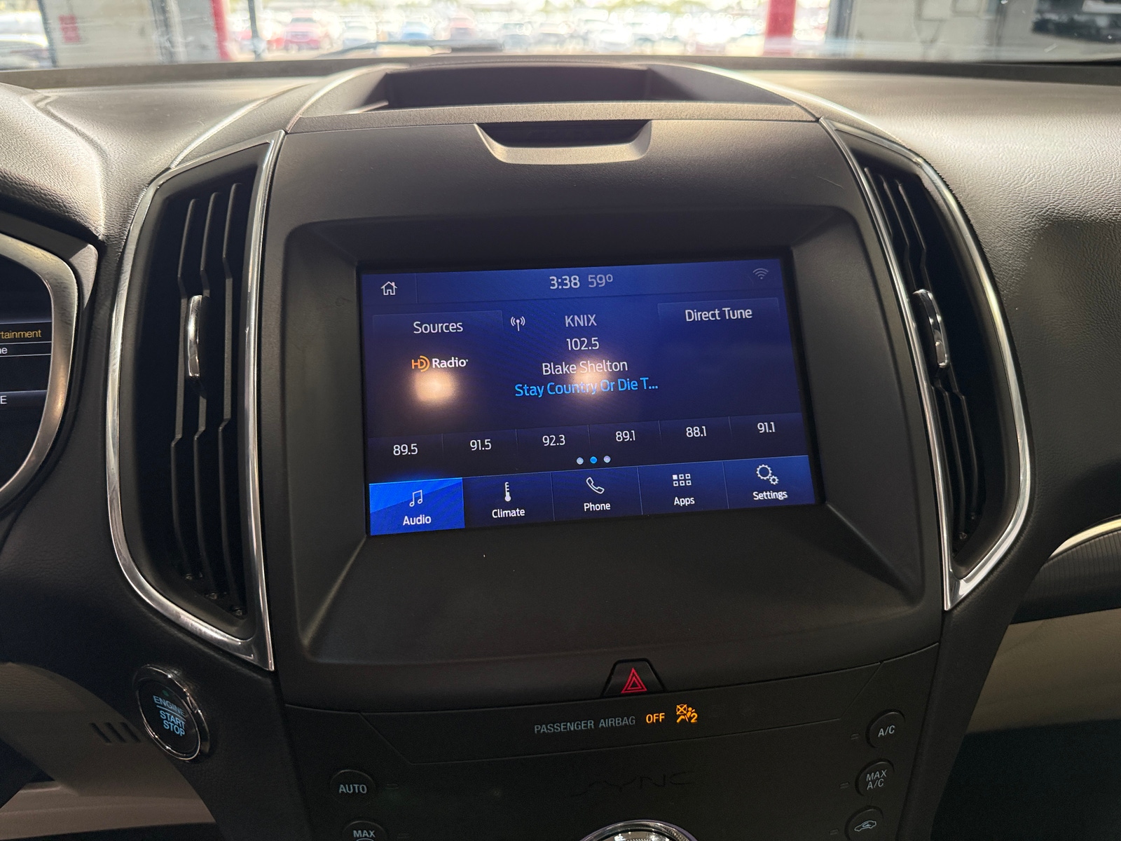 Thumbnail: 2020 Ford Edge - 3