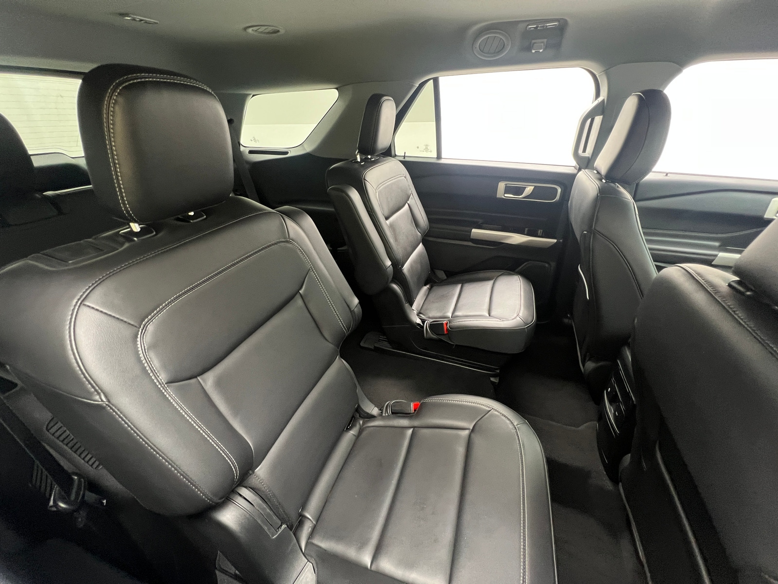 Thumbnail: 2023 Ford Explorer - 5