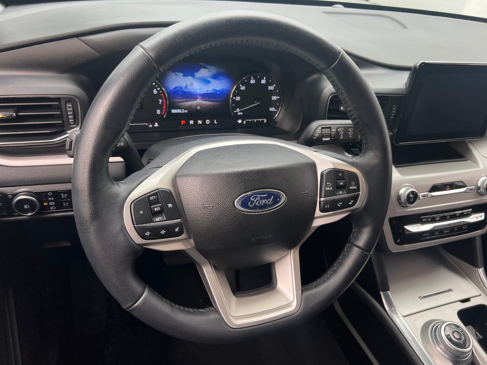 Thumbnail: 2023 Ford Explorer - 4