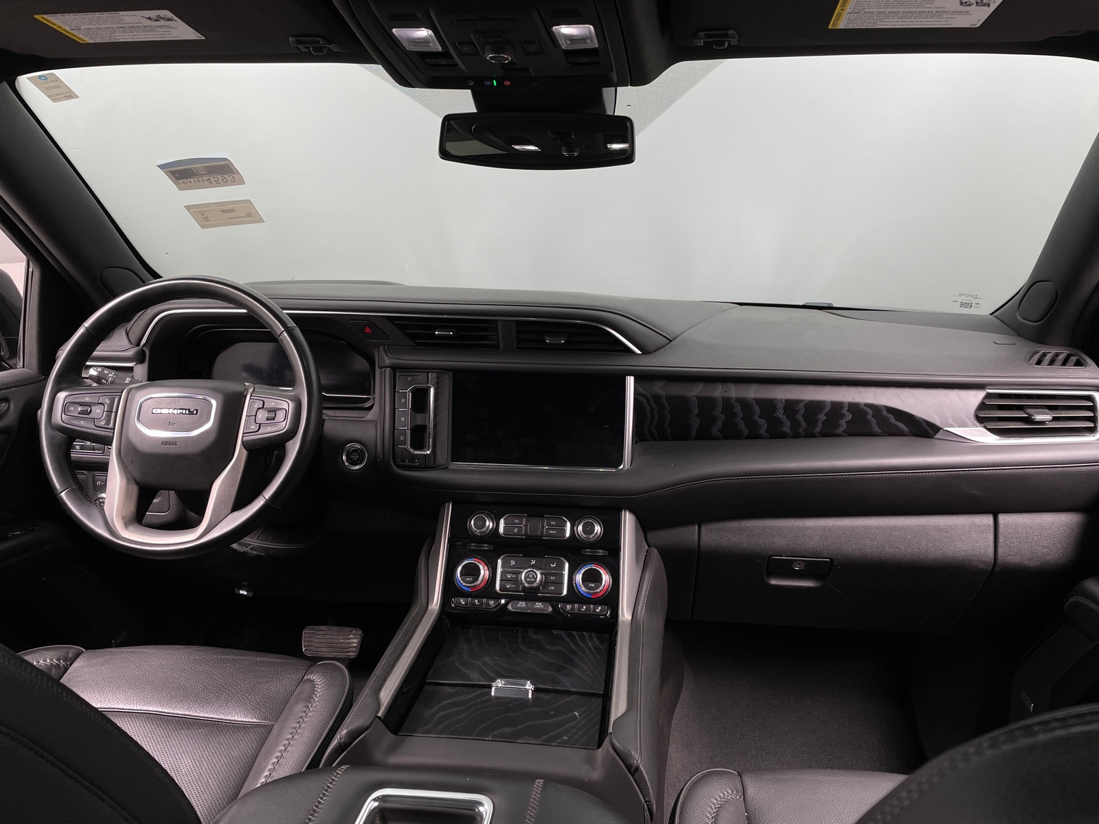 Thumbnail: 2023 GMC Yukon - 2