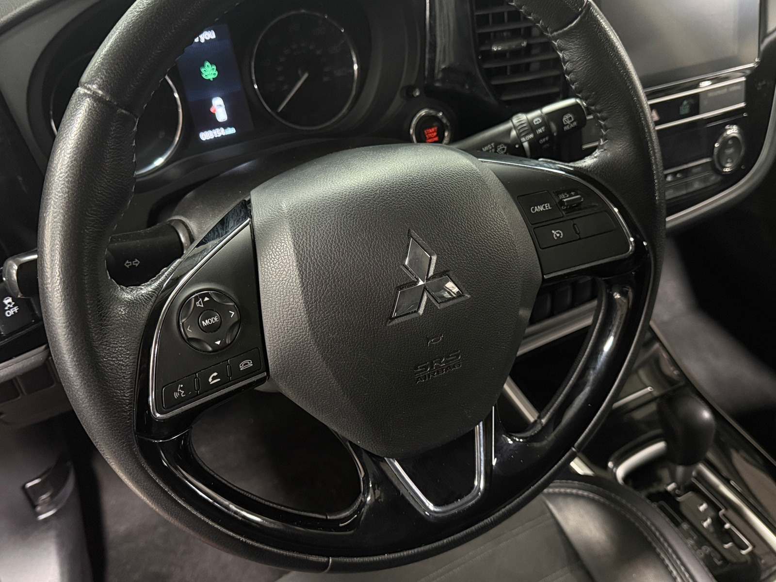 Thumbnail: 2019 Mitsubishi Outlander - 5