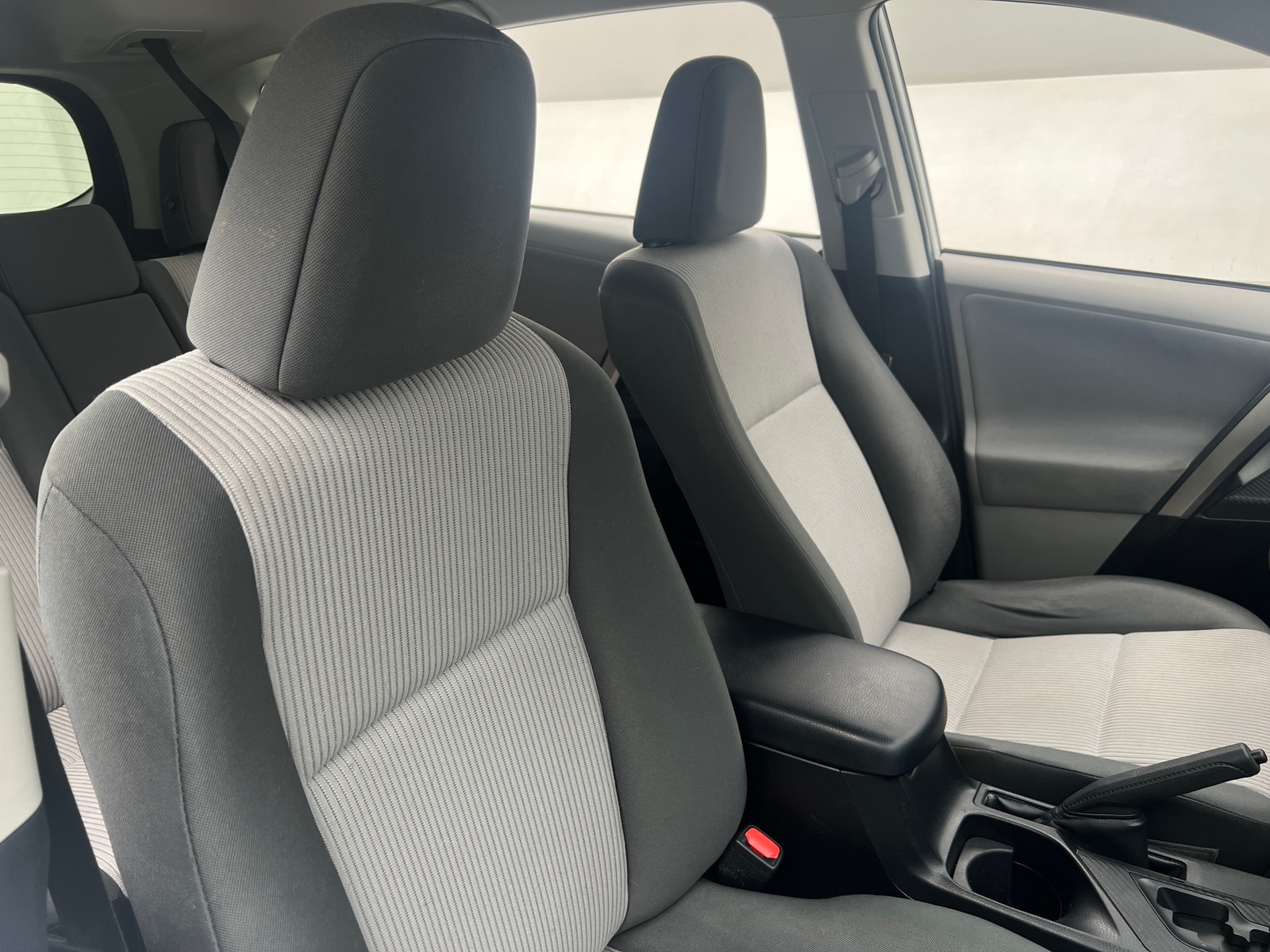 Thumbnail: 2013 Toyota RAV4 - 2