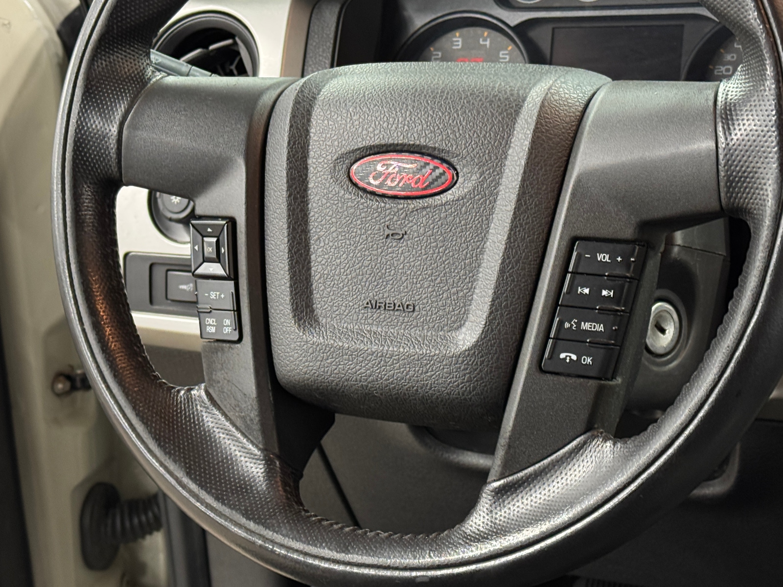 Thumbnail: 2013 Ford Econoline - 4