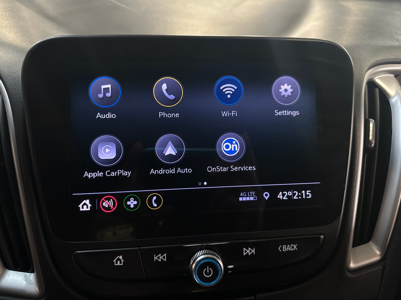 Thumbnail: 2020 Chevrolet Malibu - 4