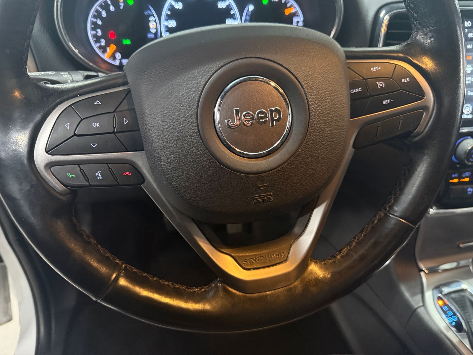 Thumbnail: 2020 Jeep Grand Cherokee - 4