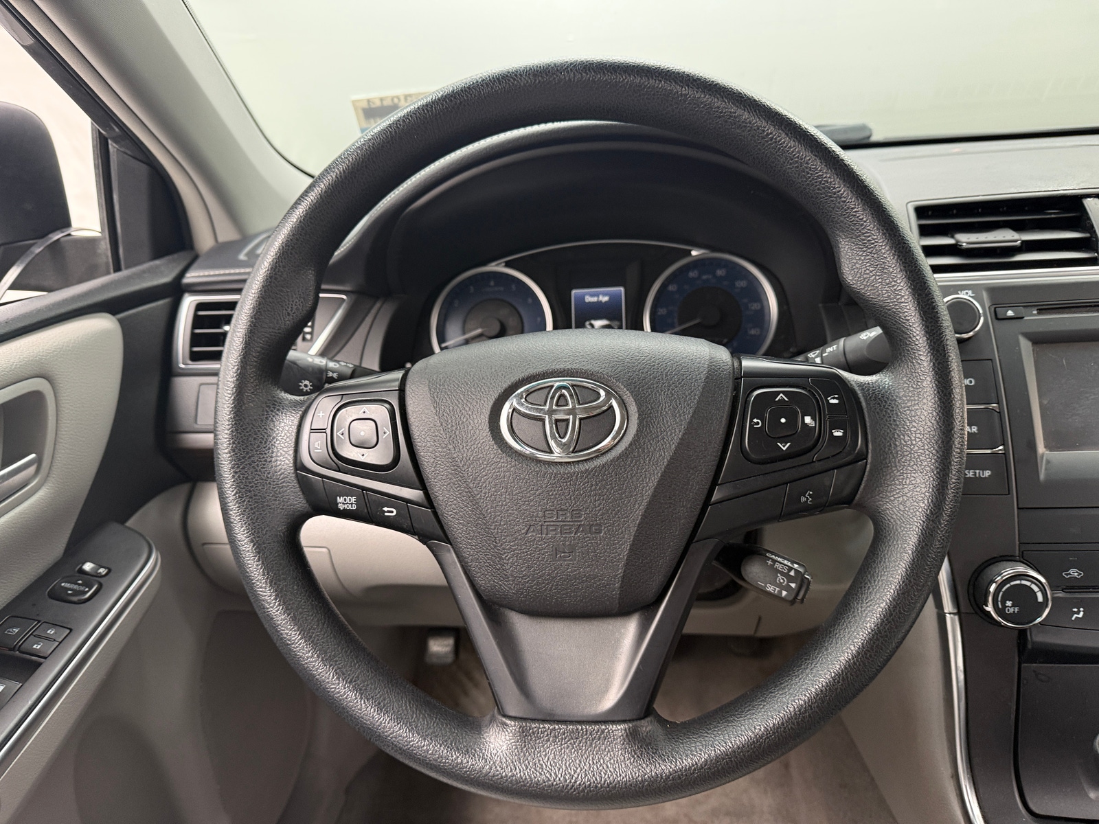 Thumbnail: 2017 Toyota Camry - 5