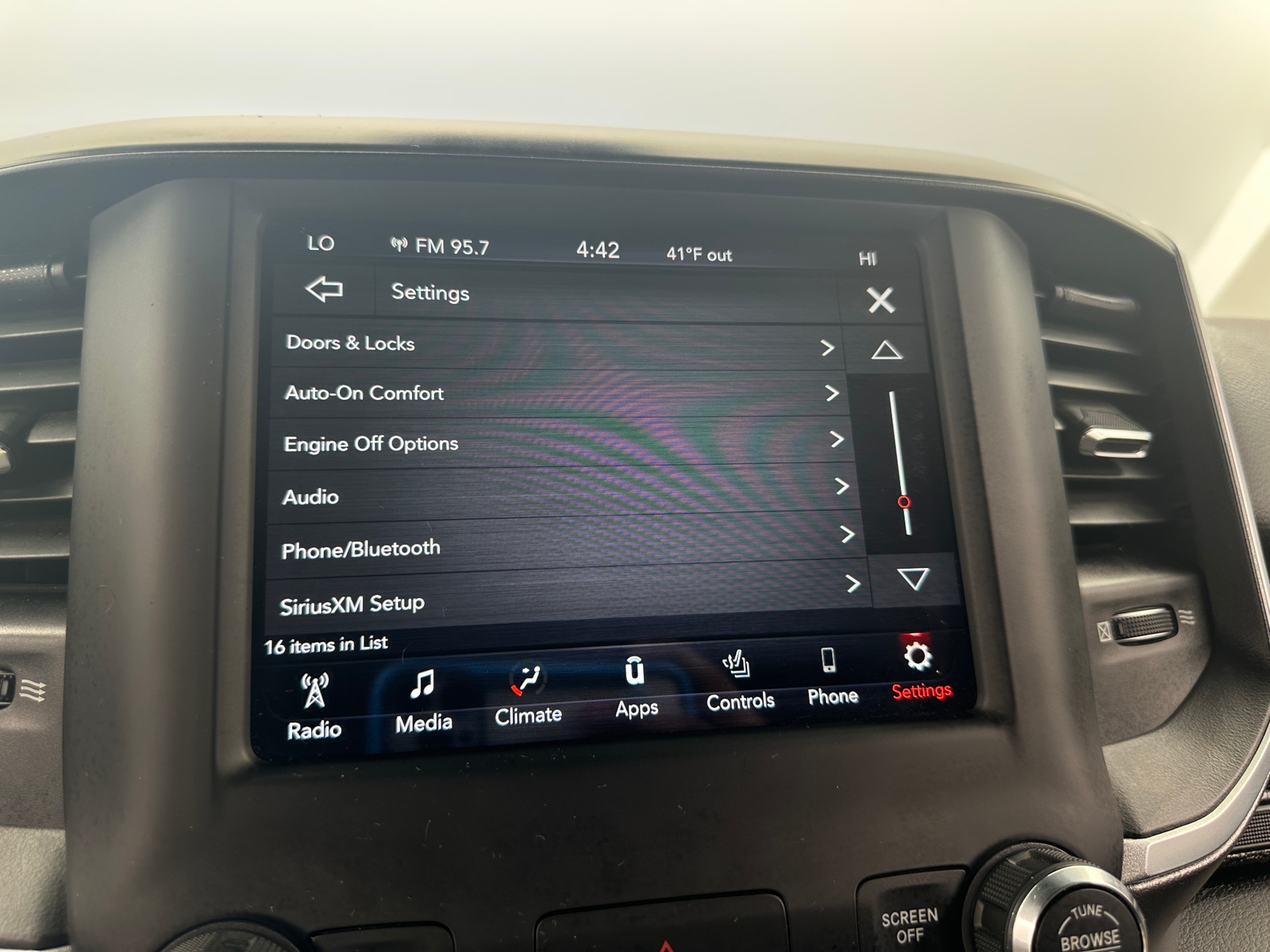 Thumbnail: 2020 RAM 1500 - 4