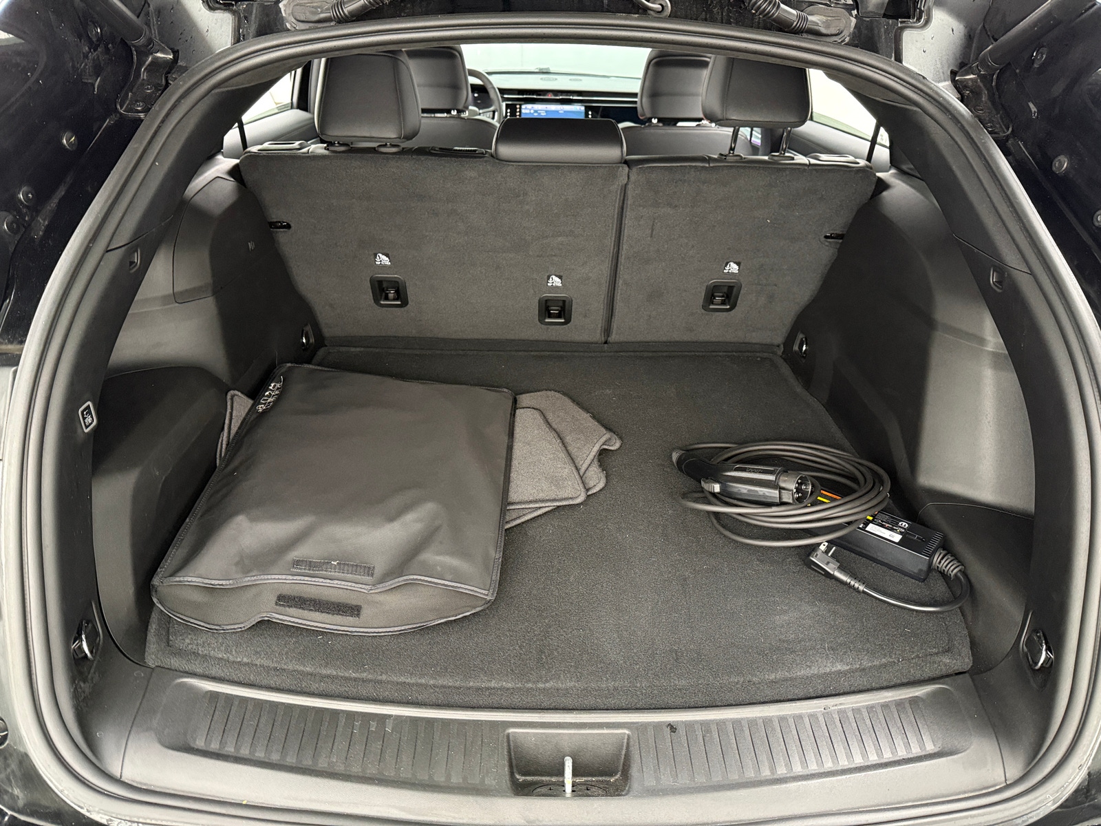 Thumbnail: 2024 Jeep Wagoneer S - 6