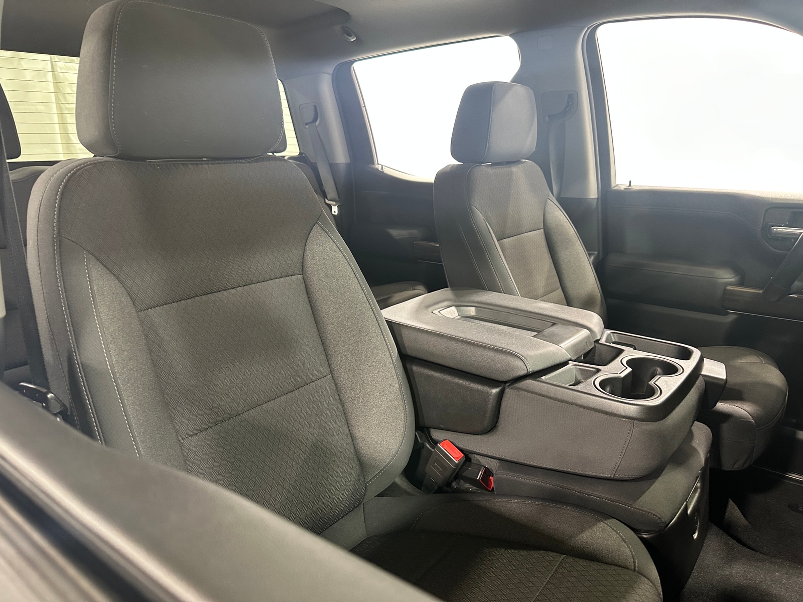 Thumbnail: 2020 Chevrolet Silverado 1500 - 2