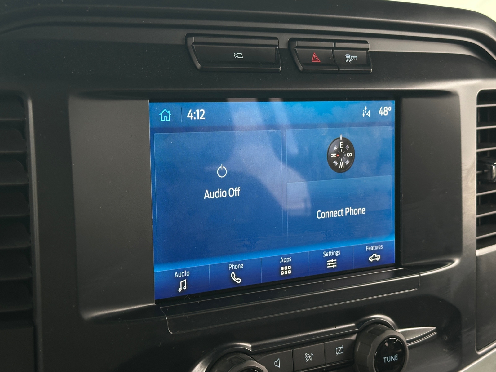 Thumbnail: 2022 Ford Econoline - 4