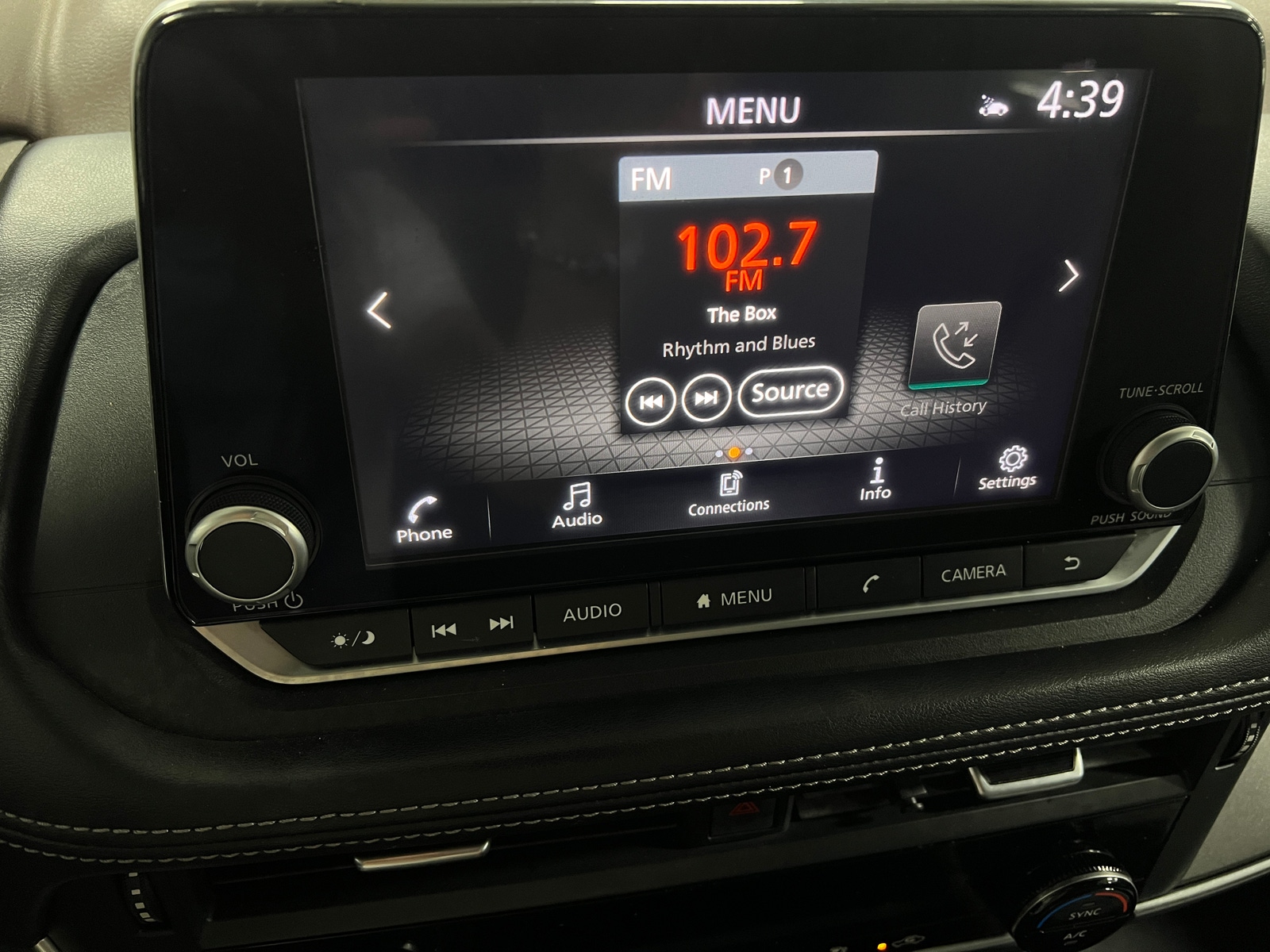 Thumbnail: 2023 Nissan Rogue - 4