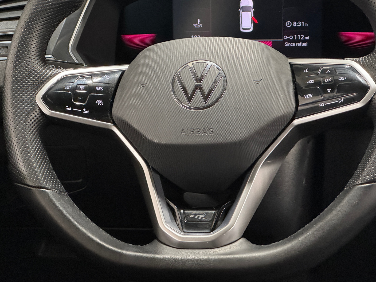 Thumbnail: 2022 Volkswagen Tiguan - 4