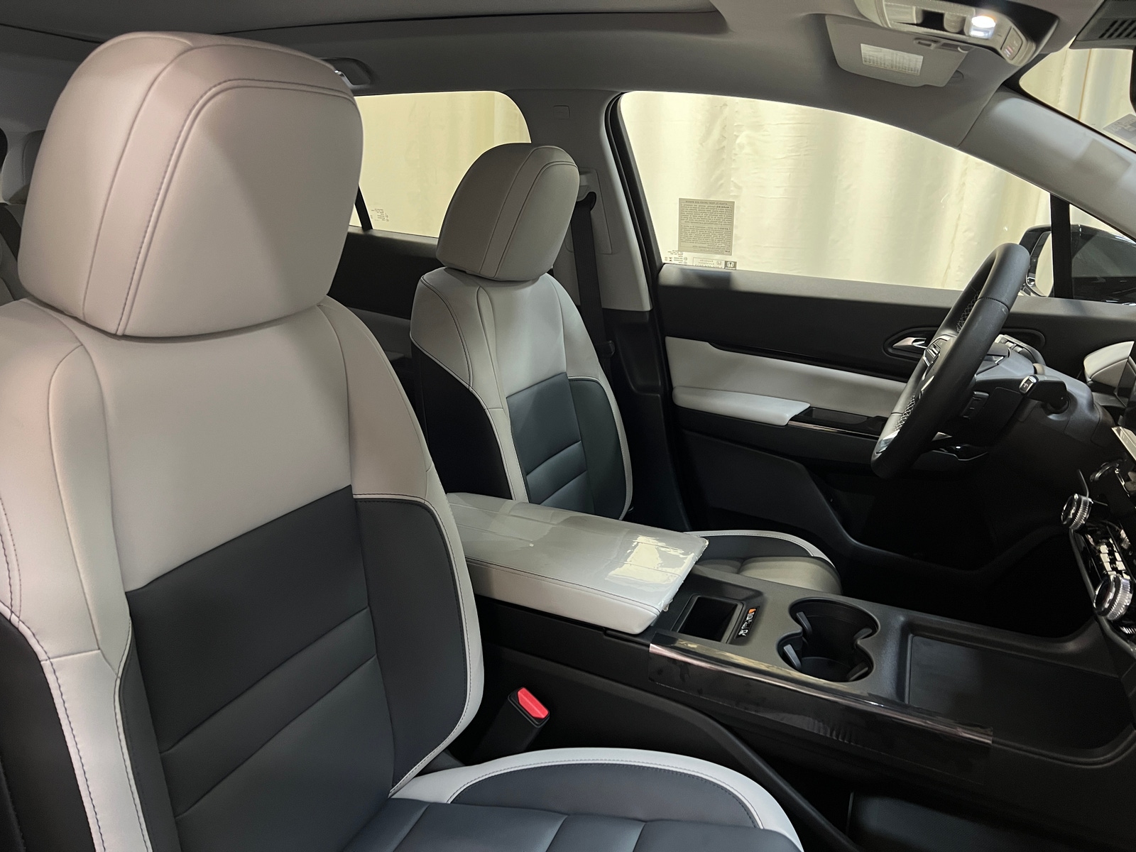 Thumbnail: 2025 Honda Prologue - 2