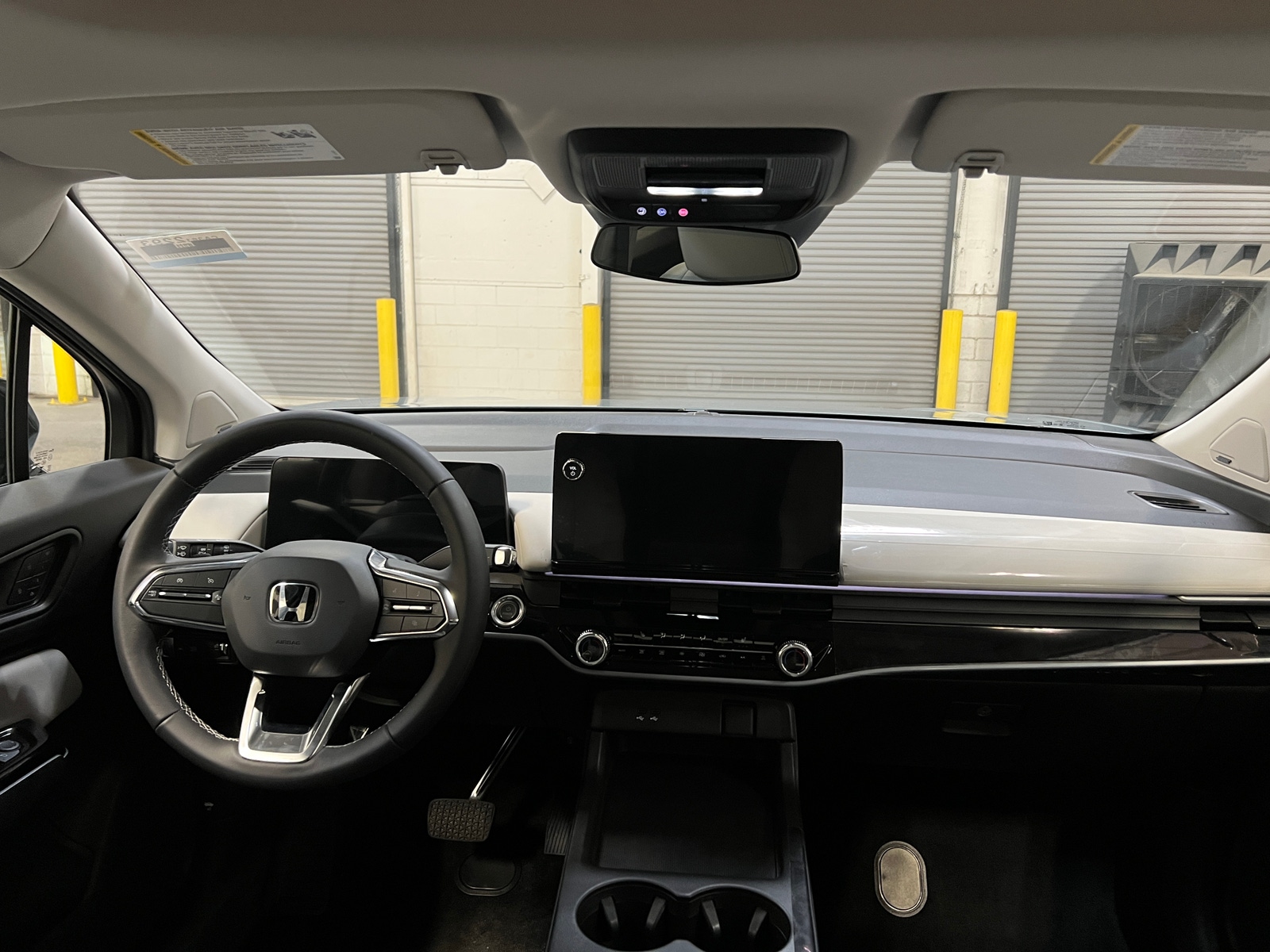 Thumbnail: 2025 Honda Prologue - 3