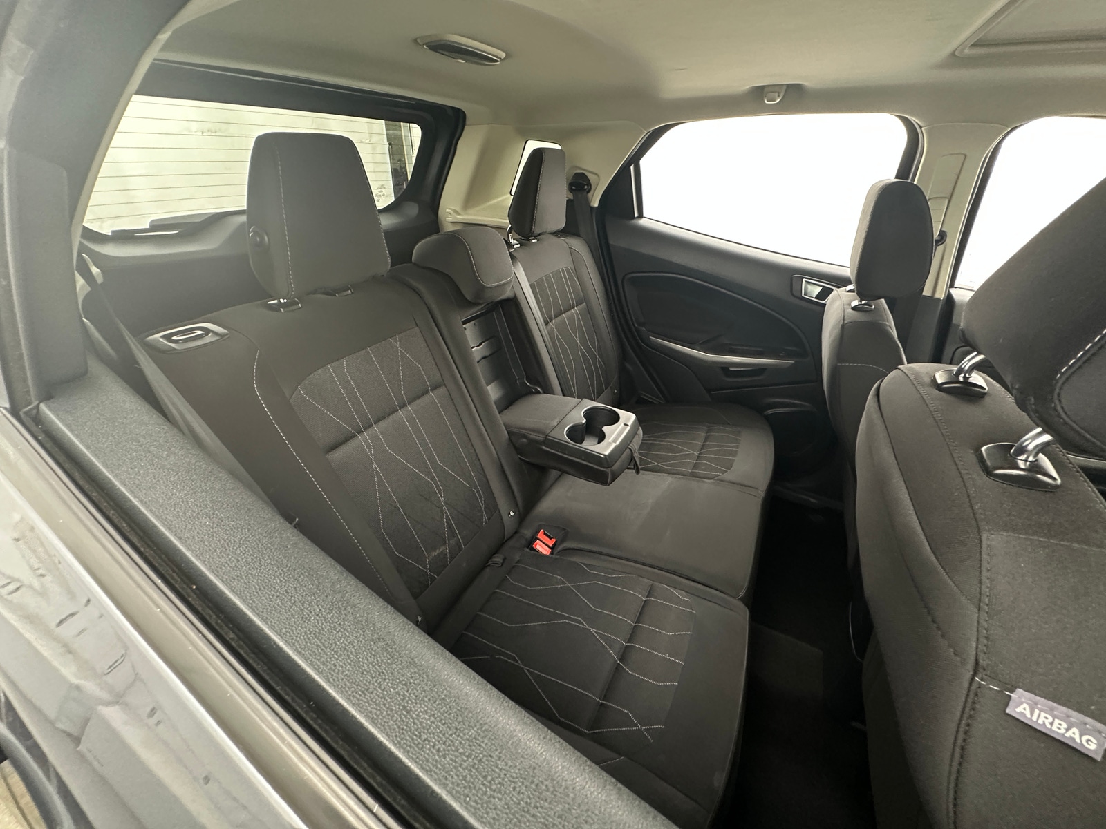 Thumbnail: 2018 Ford EcoSport - 6