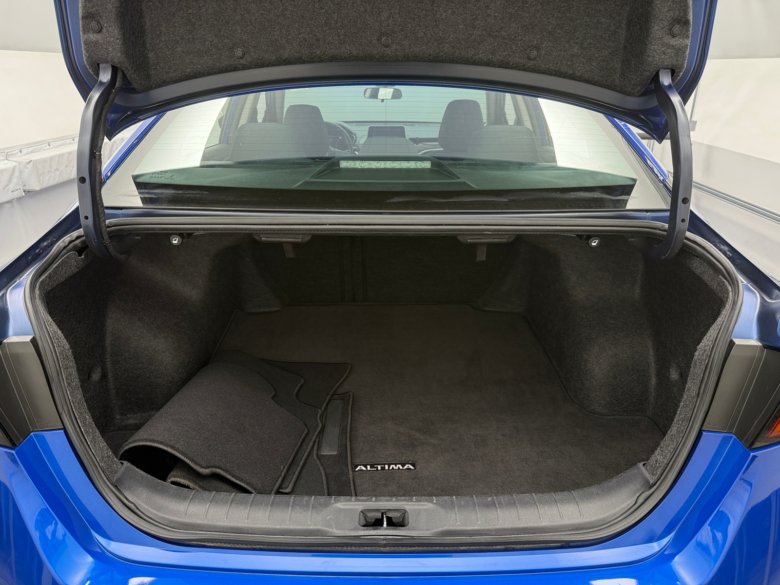 Thumbnail: 2025 Nissan Altima - 7