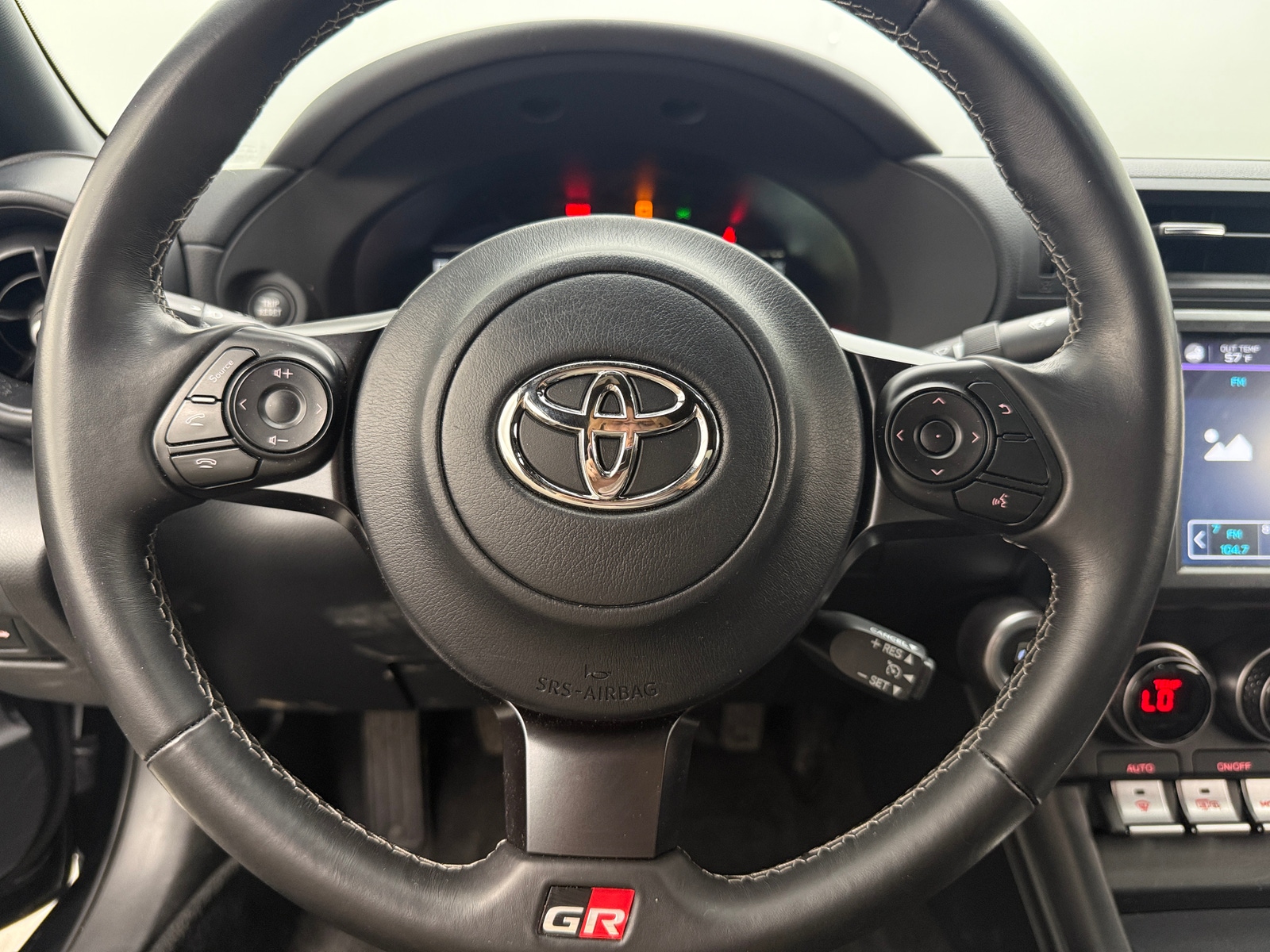 Thumbnail: 2022 Toyota GR86 - 4