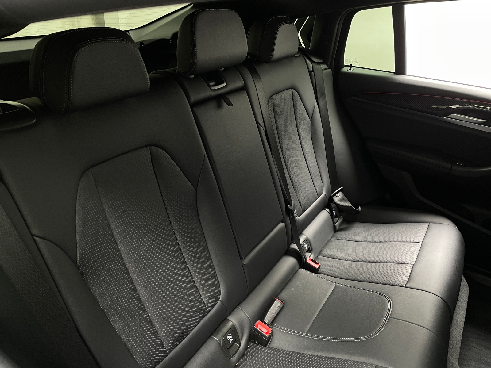 Thumbnail: 2023 BMW X4 - 5