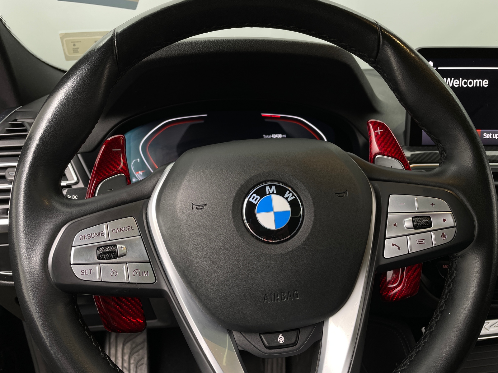 Thumbnail: 2023 BMW X4 - 4