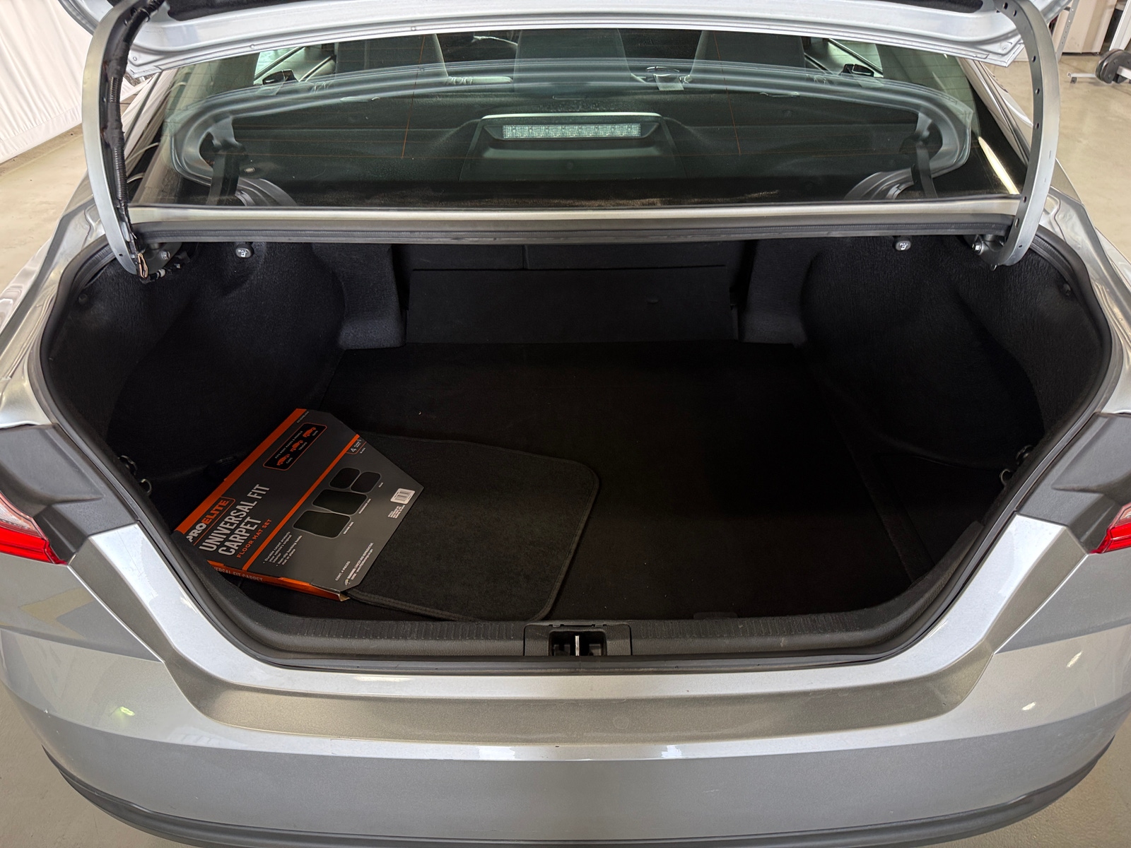 Thumbnail: 2025 Toyota Camry - 7