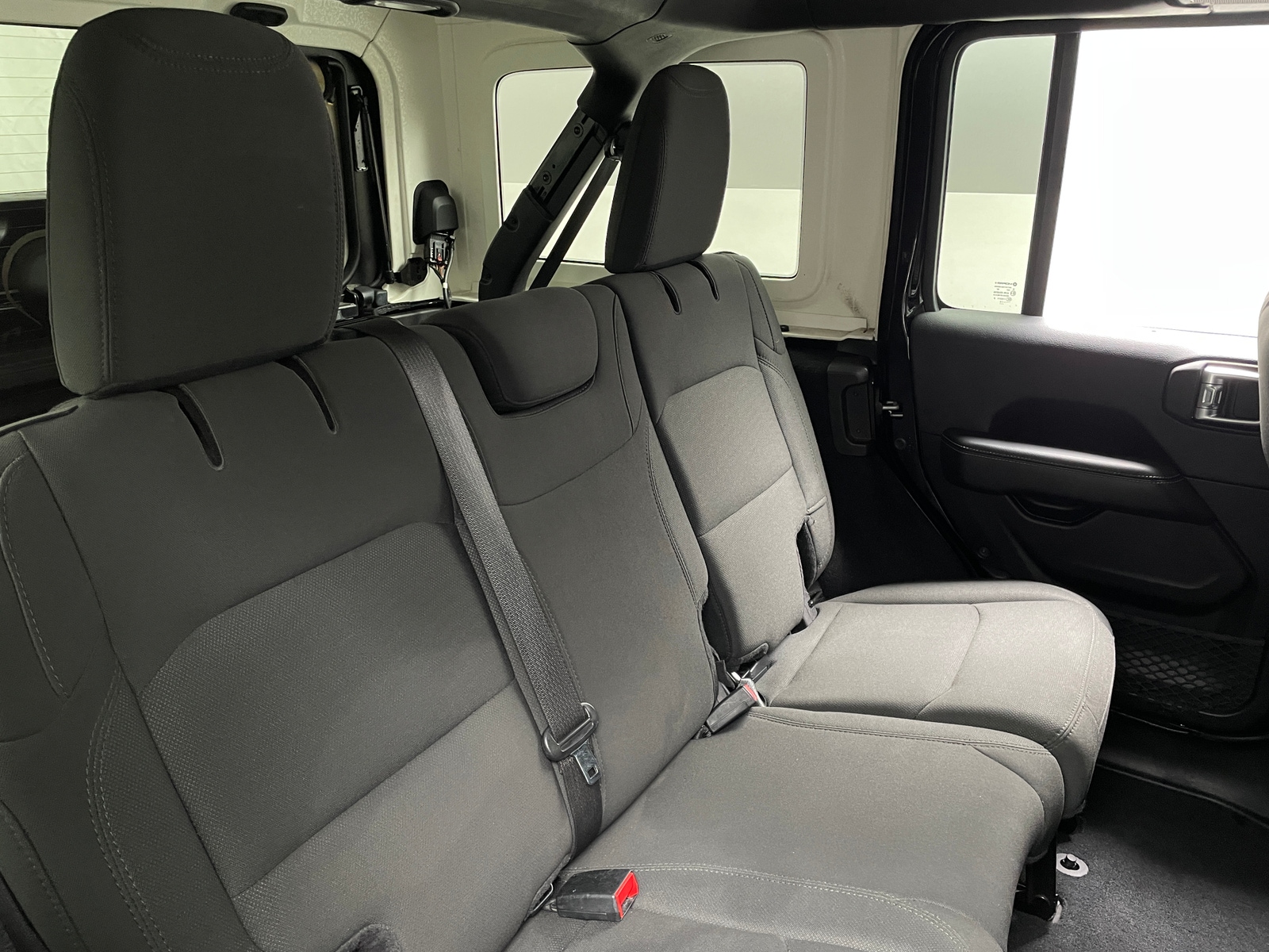 Thumbnail: 2019 Jeep Wrangler - 6