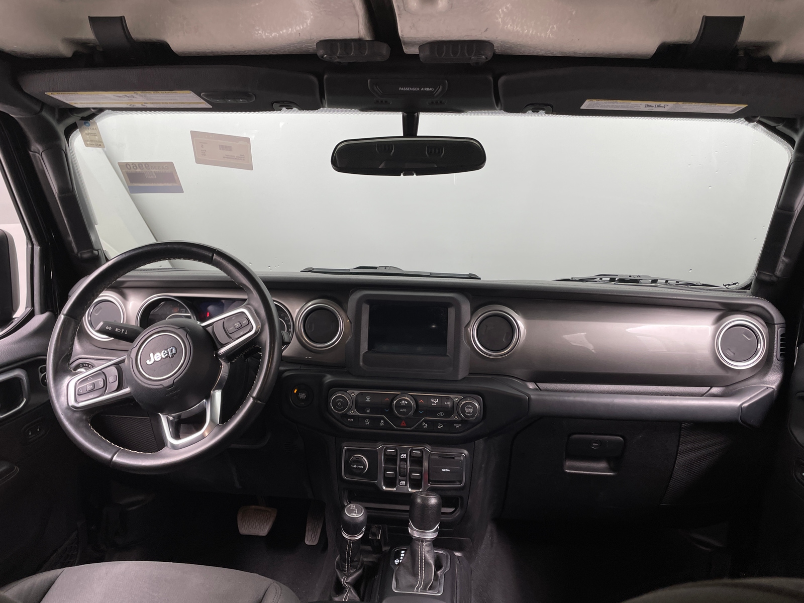 Thumbnail: 2019 Jeep Wrangler - 3