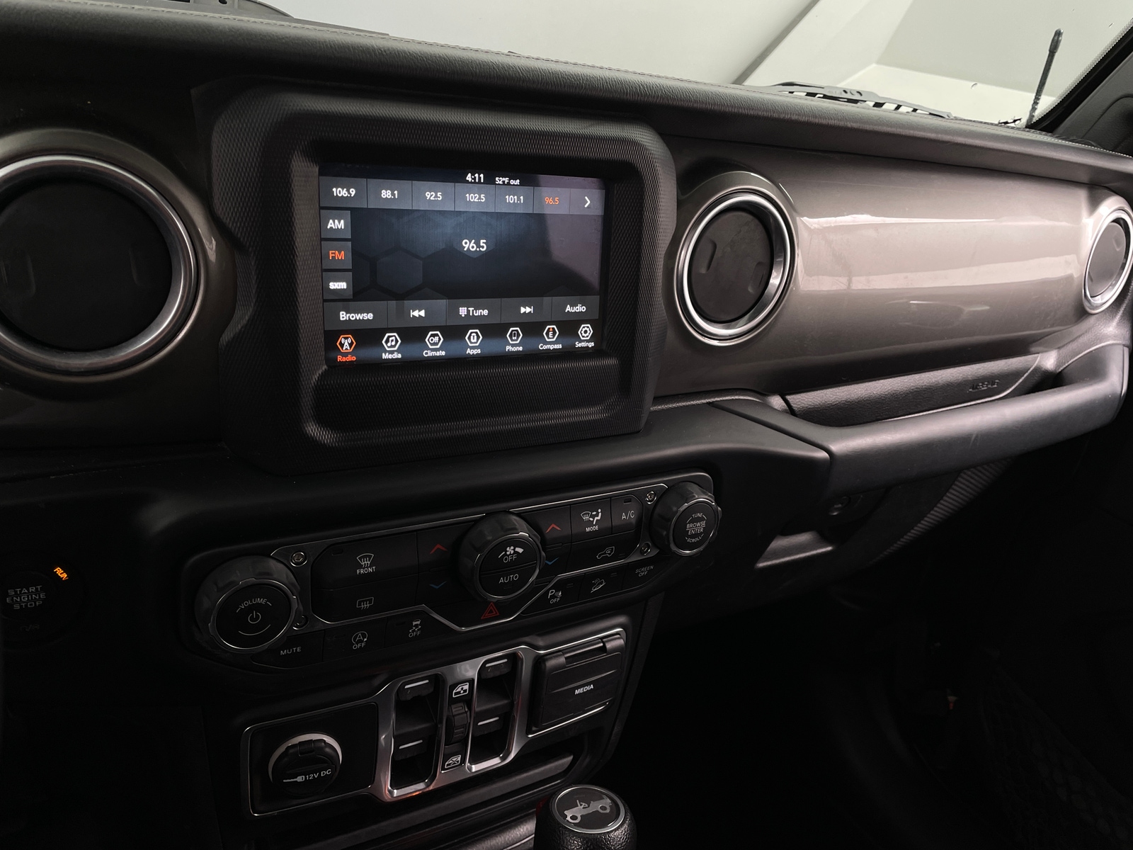 Thumbnail: 2019 Jeep Wrangler - 4