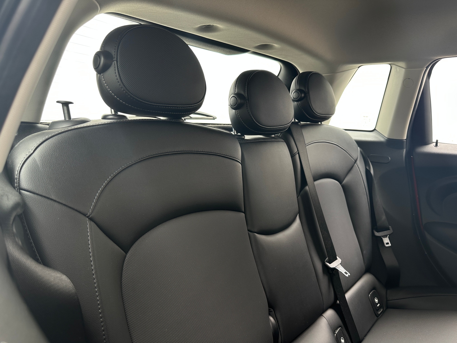 Thumbnail: 2018 MINI Cooper Hardtop - 5