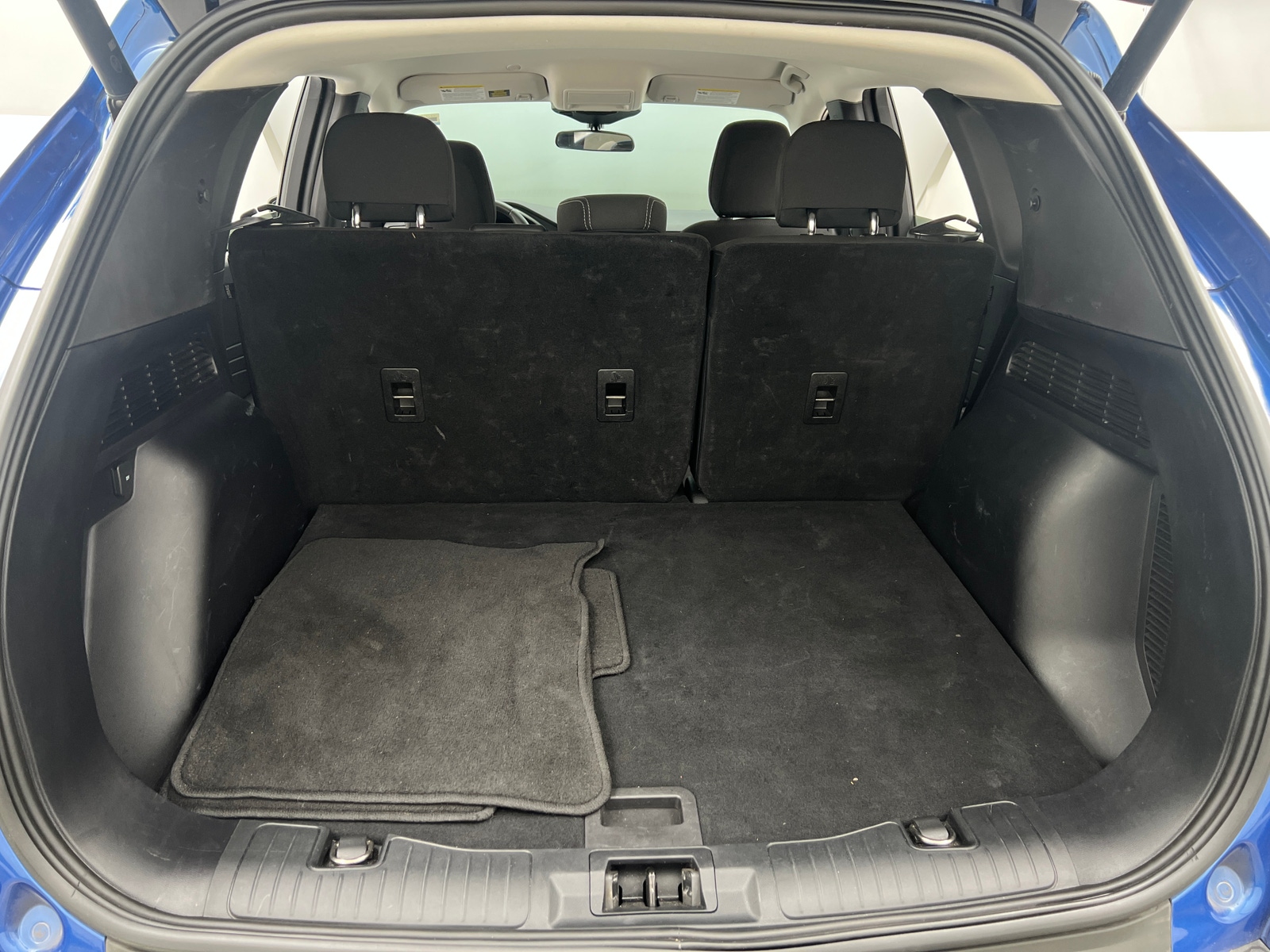 Thumbnail: 2023 Ford Escape - 7