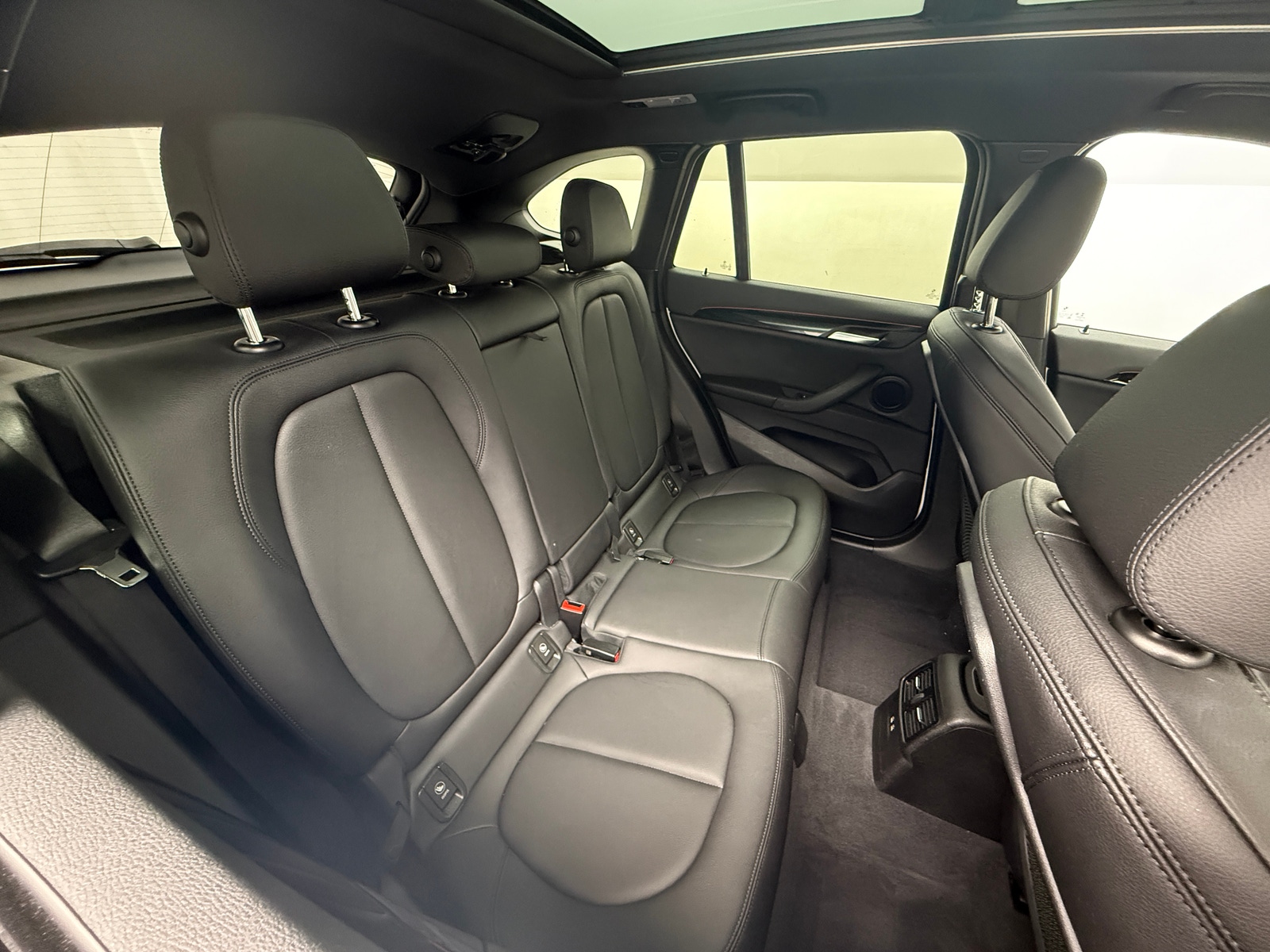 Thumbnail: 2019 BMW X1 - 5